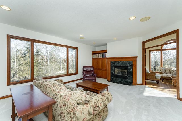 75 River Bluff Place NW, Rochester, MN 55901