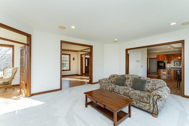 75 River Bluff Place NW, Rochester, MN 55901