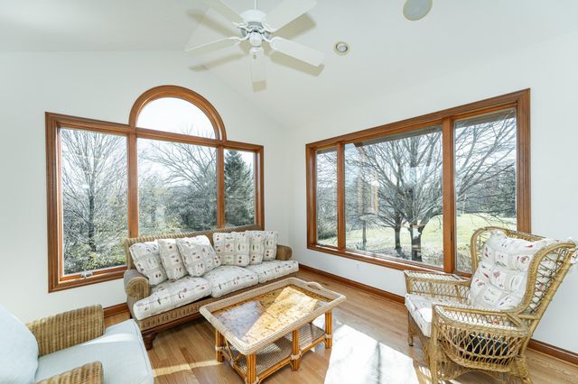 75 River Bluff Place NW, Rochester, MN 55901