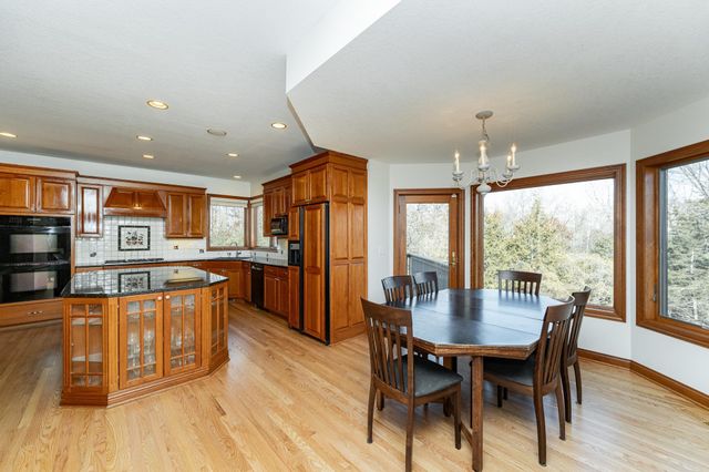 75 River Bluff Place NW, Rochester, MN 55901