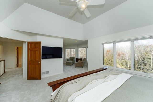 75 River Bluff Place NW, Rochester, MN 55901