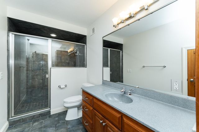 75 River Bluff Place NW, Rochester, MN 55901