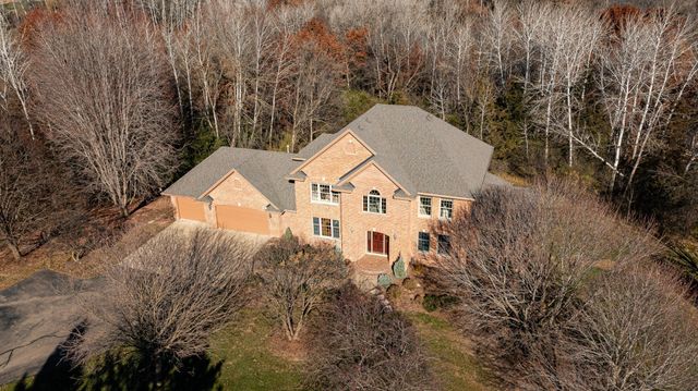 75 River Bluff Place NW, Rochester, MN 55901