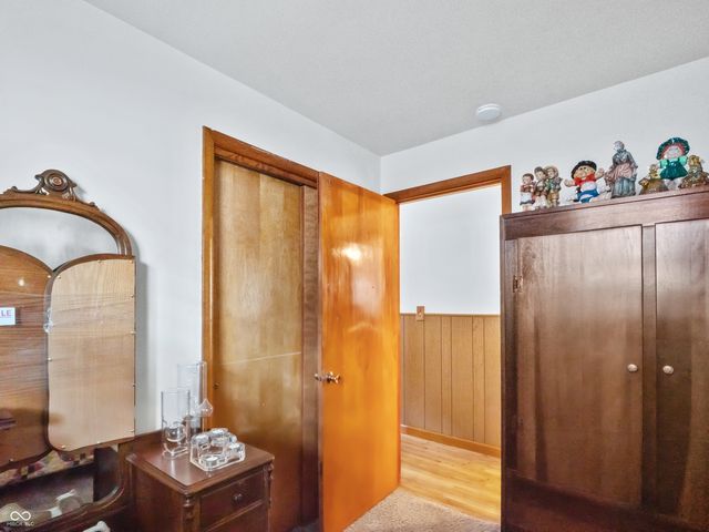 2263 Wallace Avenue, Columbus, IN 47201