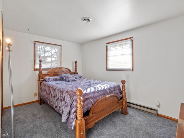 2263 Wallace Avenue, Columbus, IN 47201