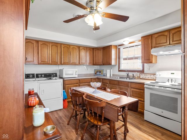 2263 Wallace Avenue, Columbus, IN 47201