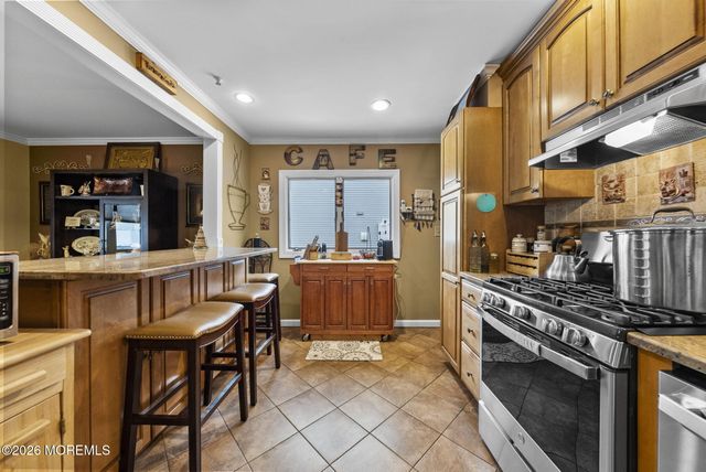 30 Arvin Road, Old Bridge, NJ 08857