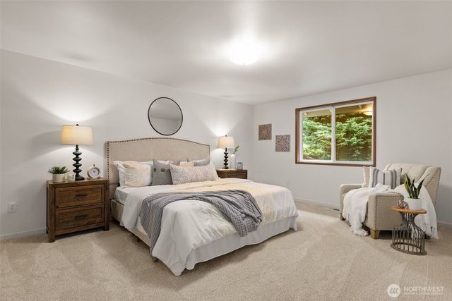 3205 Jeri Drive NE, Lacey, WA 98516