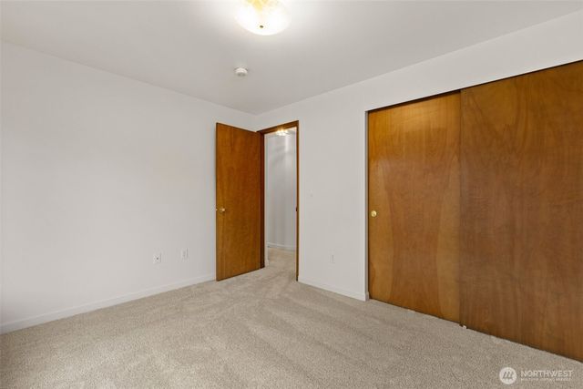 3205 Jeri Drive NE, Lacey, WA 98516