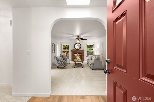 3205 Jeri Drive NE, Lacey, WA 98516