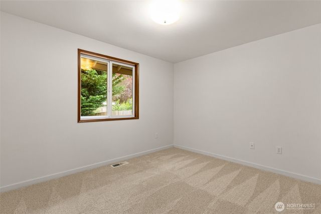 3205 Jeri Drive NE, Lacey, WA 98516