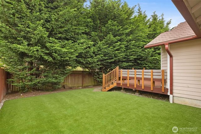 3205 Jeri Drive NE, Lacey, WA 98516
