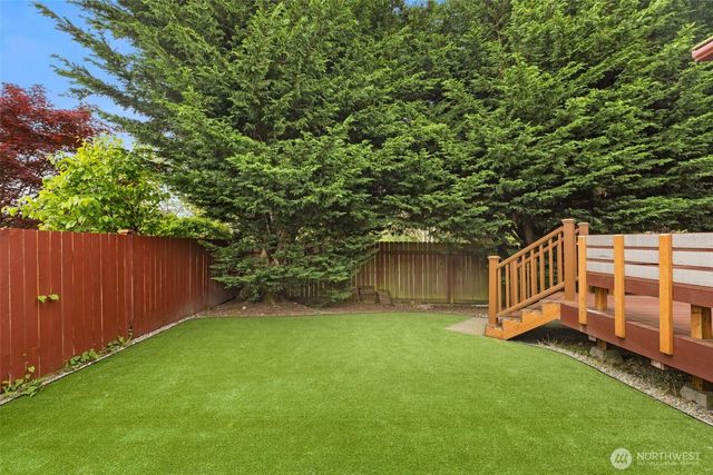 3205 Jeri Drive NE, Lacey, WA 98516