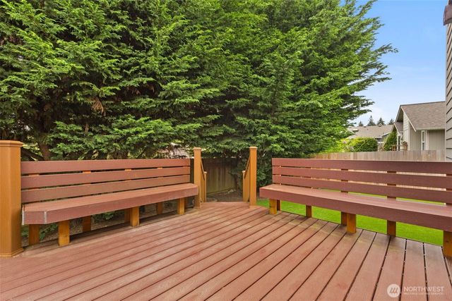 3205 Jeri Drive NE, Lacey, WA 98516