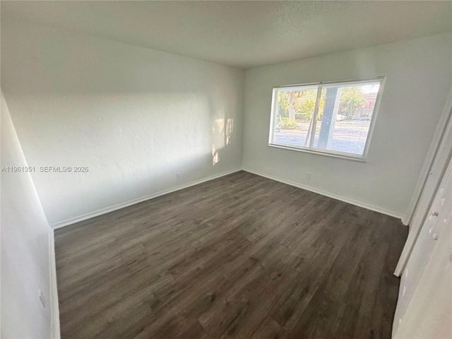 10601 NW 45th St 1, Coral Springs, FL 33065