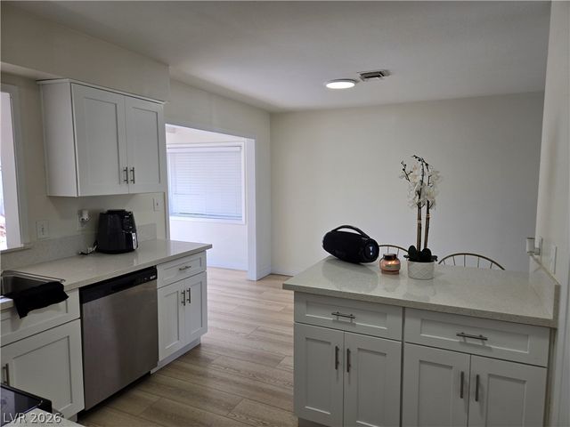 4313 San Angelo Avenue, Las Vegas, NV 89102