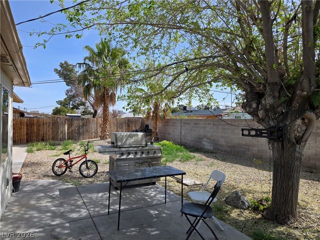 4313 San Angelo Avenue, Las Vegas, NV 89102