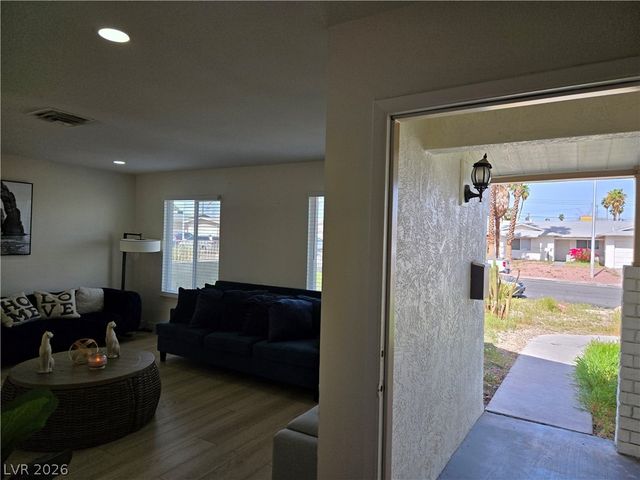 4313 San Angelo Avenue, Las Vegas, NV 89102