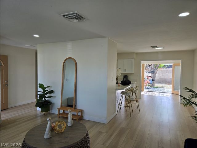 4313 San Angelo Avenue, Las Vegas, NV 89102