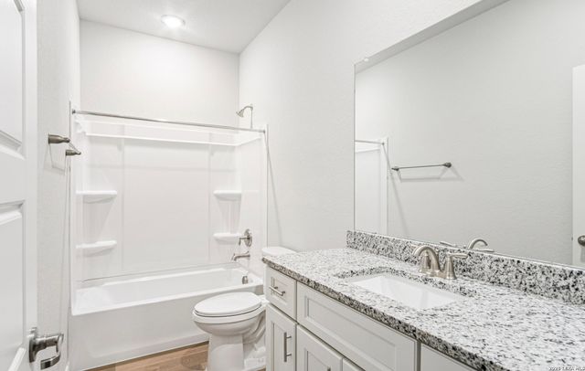 7146 Magnolia Crk Unit 101, San Antonio, TX 78252