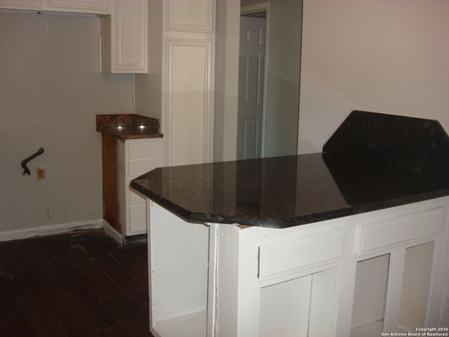 4718 Castle Sword, San Antonio, TX 78218