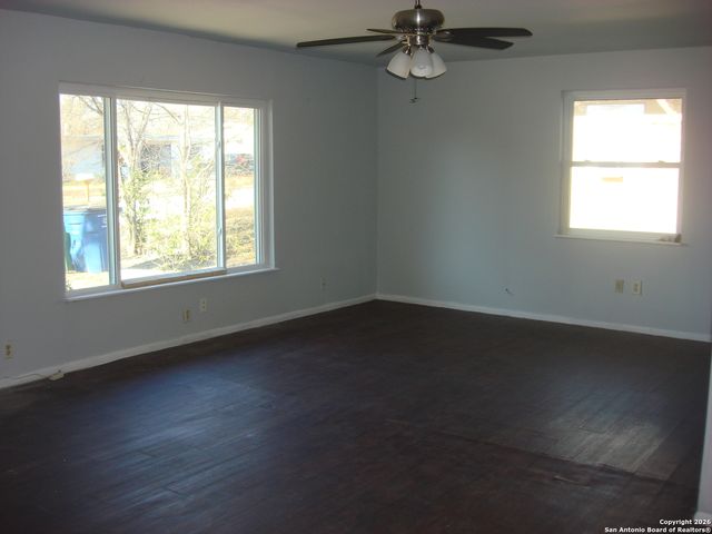 4718 Castle Sword, San Antonio, TX 78218