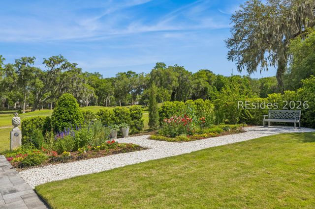62 Inverness Dr, Bluffton, SC 29910