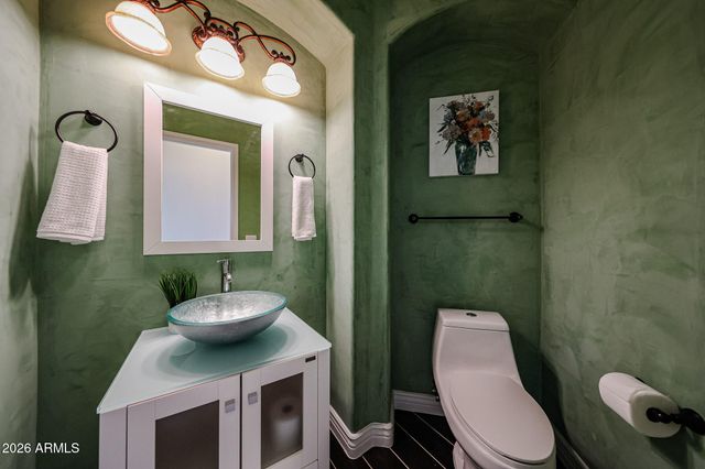 8096 S STEPHANIE Lane, Tempe, AZ 85284