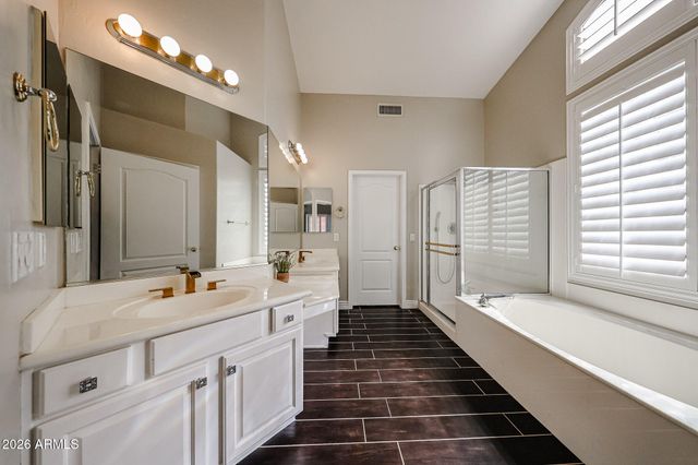 8096 S STEPHANIE Lane, Tempe, AZ 85284