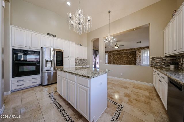 8096 S STEPHANIE Lane, Tempe, AZ 85284