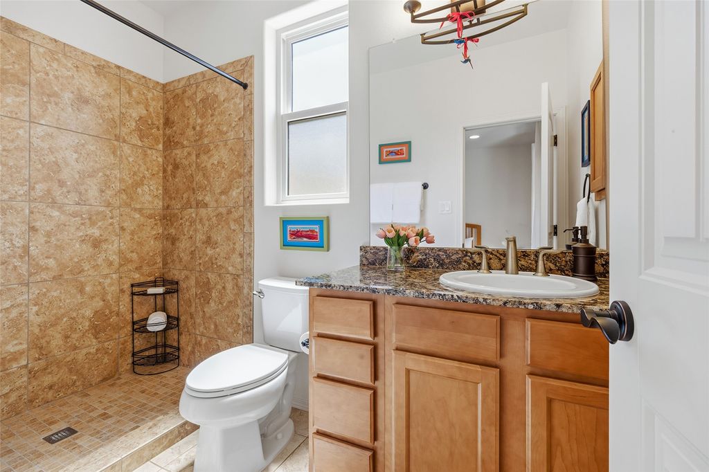Image 31 of property listing at 12 Via Secunda, Santa Fe, NM 87507