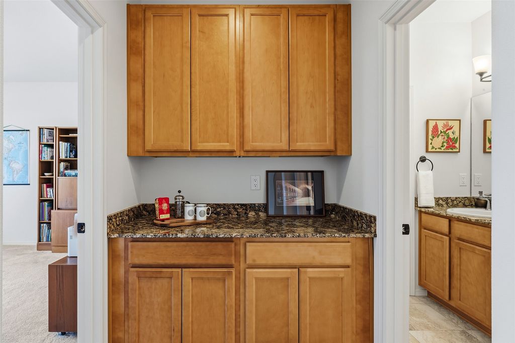 Image 33 of property listing at 12 Via Secunda, Santa Fe, NM 87507