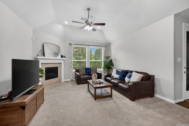 125 CIMARRON CRK, Boerne, TX 78006