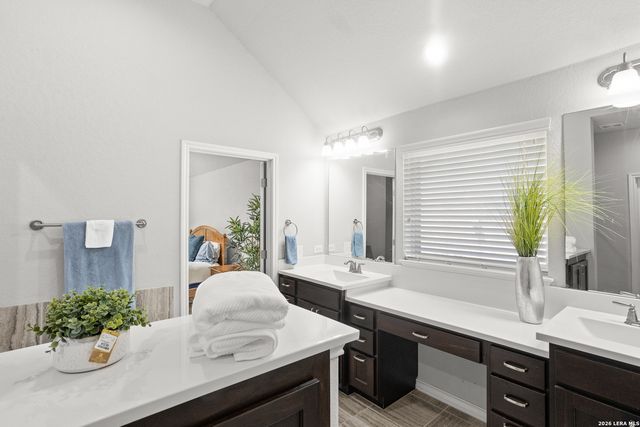 125 CIMARRON CRK, Boerne, TX 78006