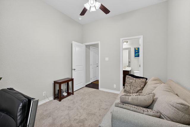 125 CIMARRON CRK, Boerne, TX 78006