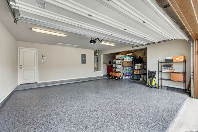 125 CIMARRON CRK, Boerne, TX 78006