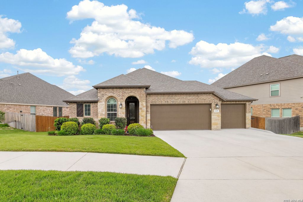 125 CIMARRON CRK, Boerne, TX 78006