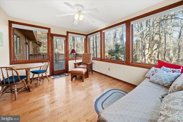 25 BRENTWOOD LN, Newark, DE 19711