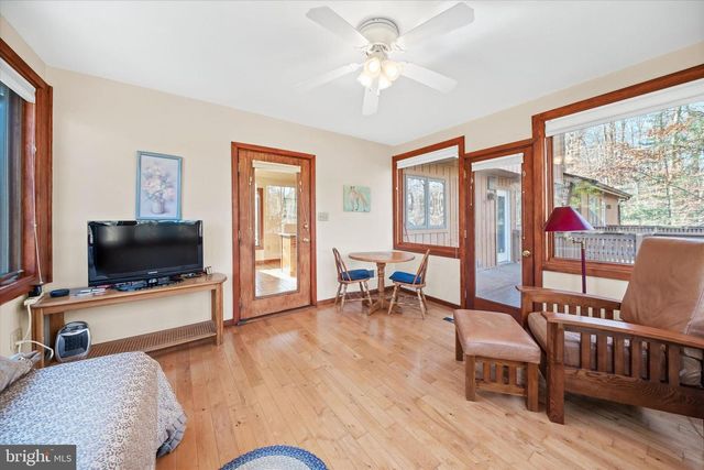 25 BRENTWOOD LN, Newark, DE 19711