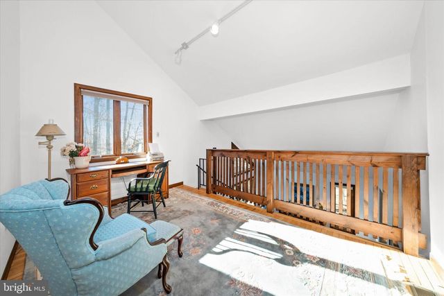 25 BRENTWOOD LN, Newark, DE 19711