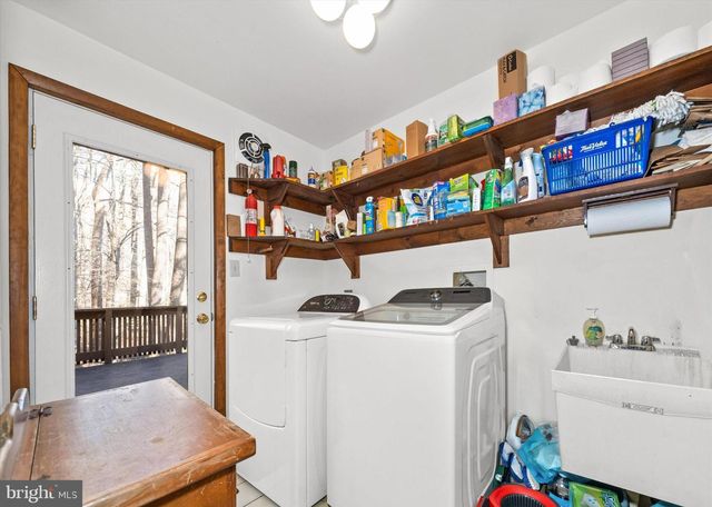 25 BRENTWOOD LN, Newark, DE 19711