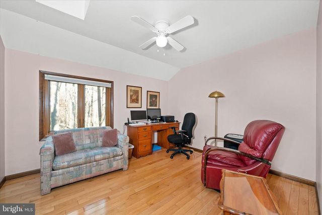 25 BRENTWOOD LN, Newark, DE 19711