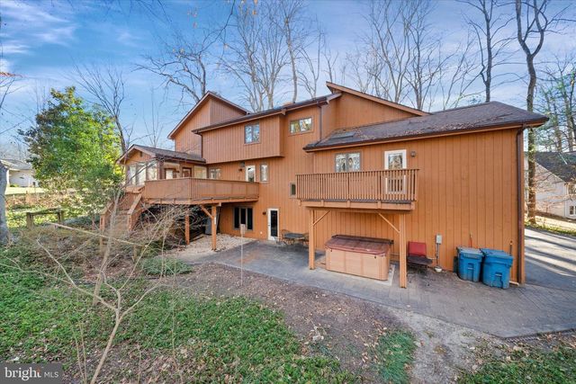 25 BRENTWOOD LN, Newark, DE 19711