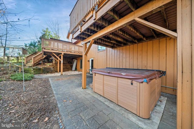 25 BRENTWOOD LN, Newark, DE 19711