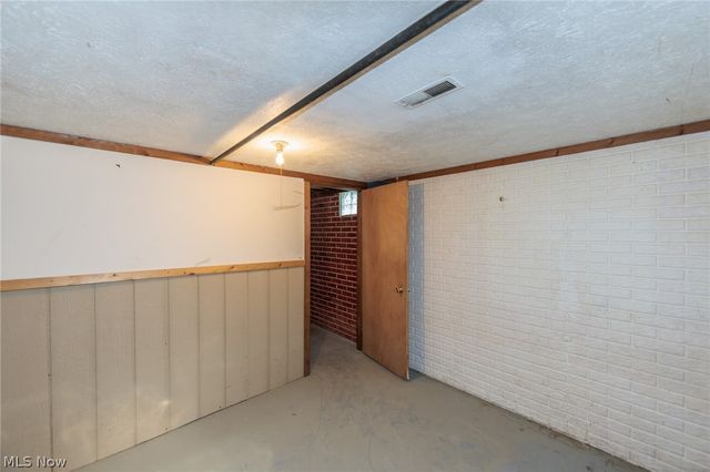 1730 W 20th Street, Lorain, OH 44052