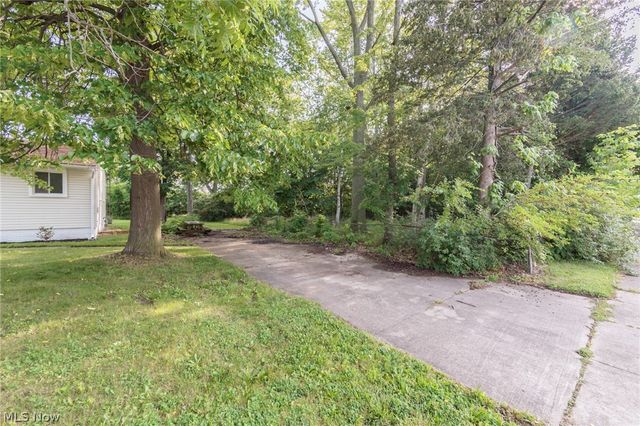 1730 W 20th Street, Lorain, OH 44052