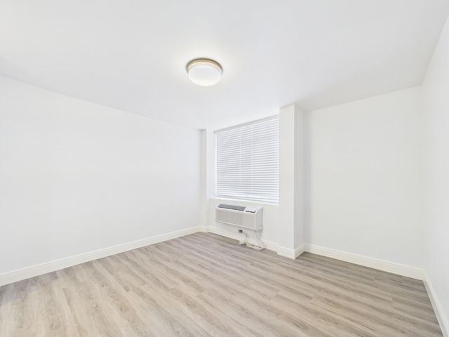 7510 Hornwood Drive 801, Houston, TX 77036