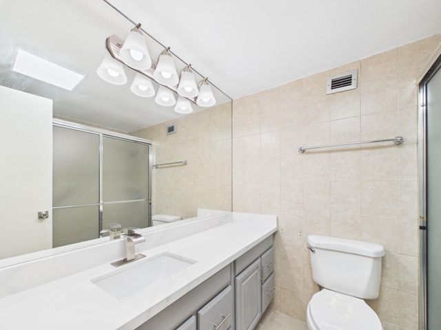 7510 Hornwood Drive 801, Houston, TX 77036