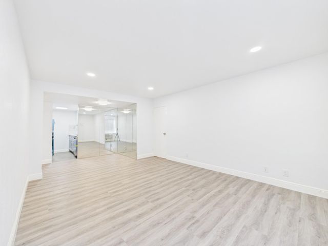 7510 Hornwood Drive 801, Houston, TX 77036