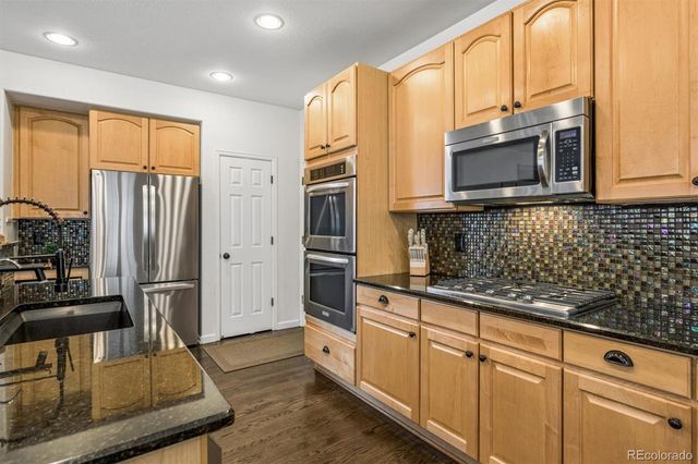 17757 E Lake Place, Aurora, CO 80016